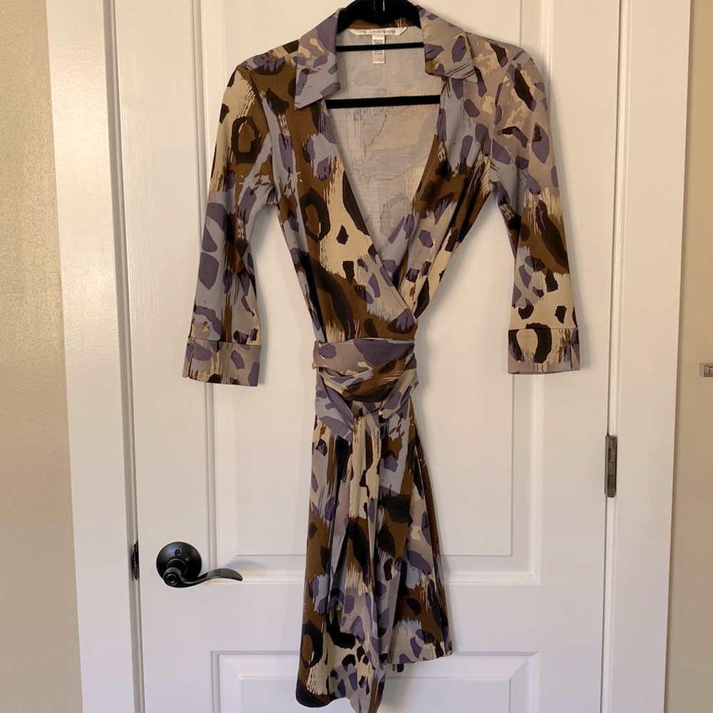 Diane Von Furstenberg DVF classic silk jersey knit Justin wrap dress